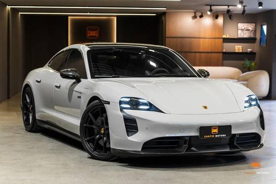 PORSCHE TAYCAN GTS ELÉTRICO PORSCHE TAYCAN GTS ELÉTRICO